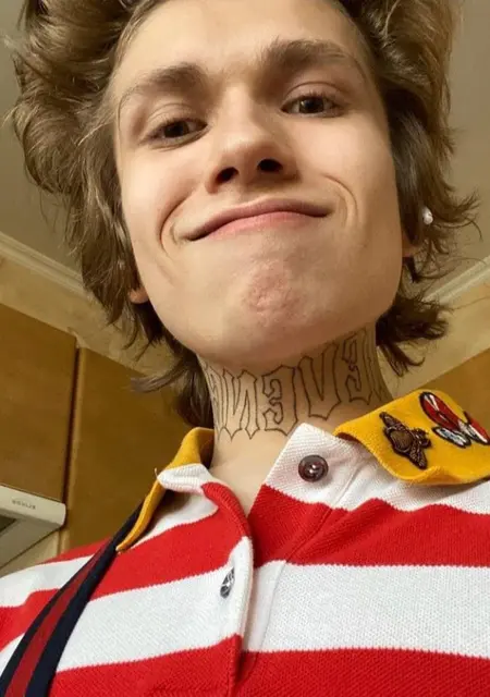 Дима из Пскова, мне 25, познакомлюсь на одну ночь