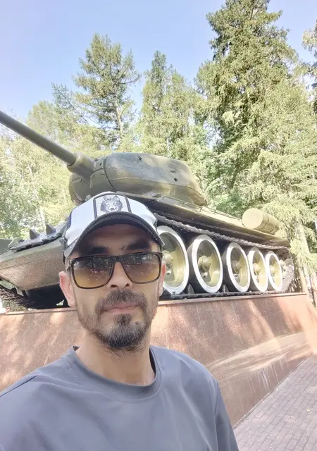 Шахруз из Октябрьского, ищу на сайте знакомства без обязательств