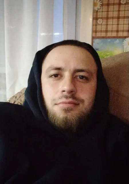 Дмитрий из Кунгура, мне 28, познакомлюсь для приятного времяпровождения