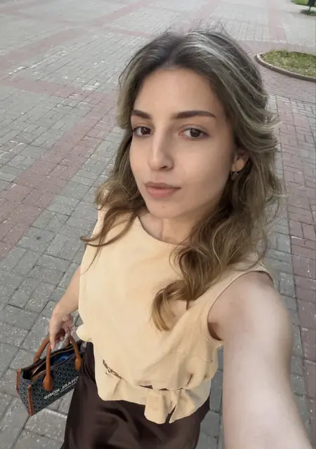 Я Виктория, 18, знакомлюсь для приятного времяпровождения в Серпухове