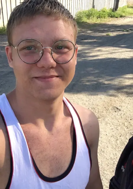 Я Саня Такедо, 23, из Кургана, ищу знакомства на одну ночь