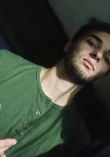 Олег из Нальчика, ищу на сайте общение