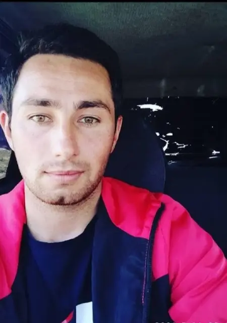 Мансур из Кингисеппа, ищу на сайте общение