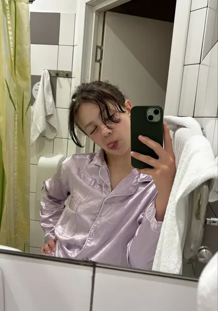 Я Alisa, 25, из Одинцова, ищу знакомство для открытые отношения