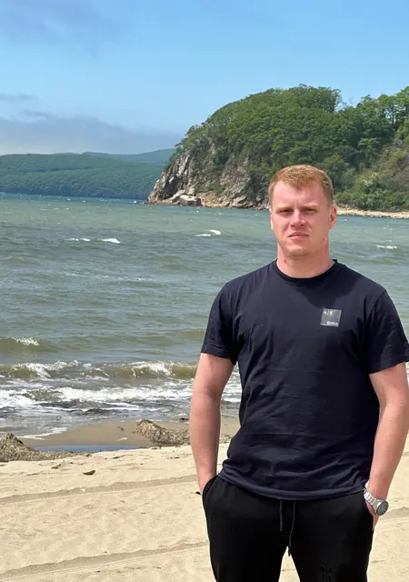 Я Яков, 25, из Салехарда, ищу знакомство для приятного времяпровождения