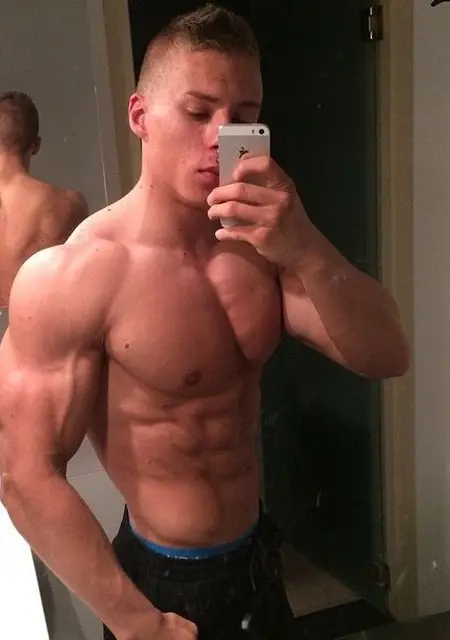 Я Денис, 38, знакомлюсь для вирта в Барановичах