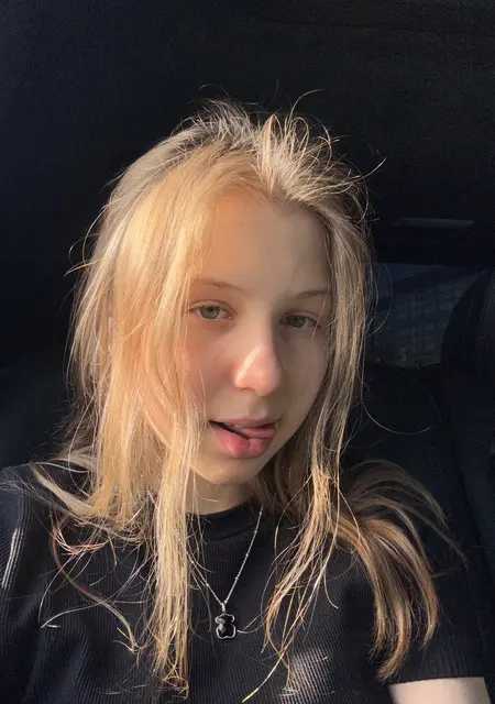 Я Анастасия, 25, из Севастополя, ищу знакомство для вирта