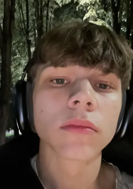 Александр из Калининграда, ищу на сайте знакомства на одну ночь