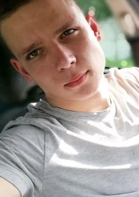 Павел из Курска, ищу на сайте приятное времяпровождение