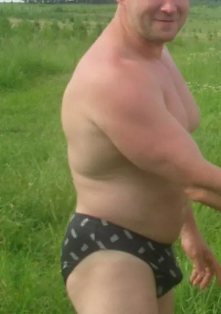 Олег из Смоленска, ищу на сайте знакомства на одну ночь