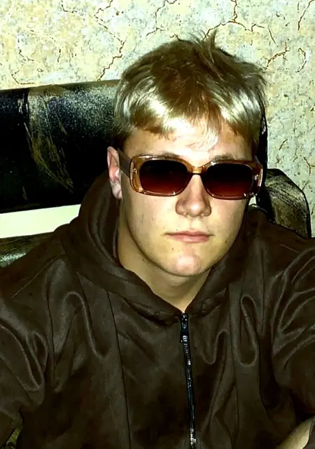 Я Артем, 20, знакомлюсь без обязательств в Славянске-на-Кубани