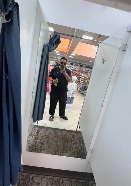 Я Руслан, 27, из Новочеркасска, ищу знакомства на одну ночь