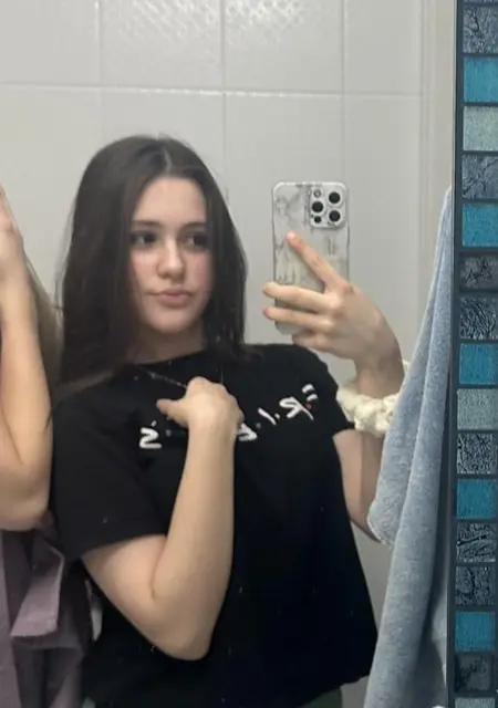 Я Леркинс, 26, из Челябинска, ищу знакомства без обязательств