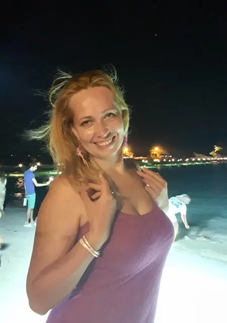 Я Тая, 39, знакомлюсь для совместных путешествий в Санкт-Петербурге