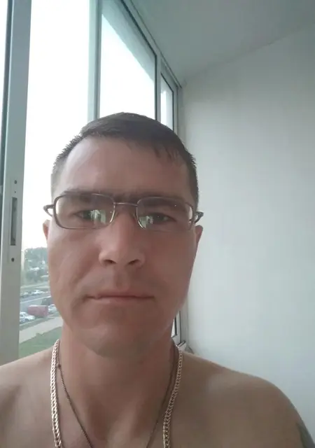 Я Виталий, 43, из Старого Оскола, ищу знакомства без обязательств