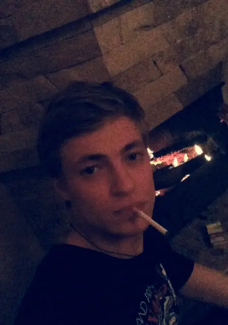 Дмитрий з Броварів, шукаю на сайті знайомства на одну ніч