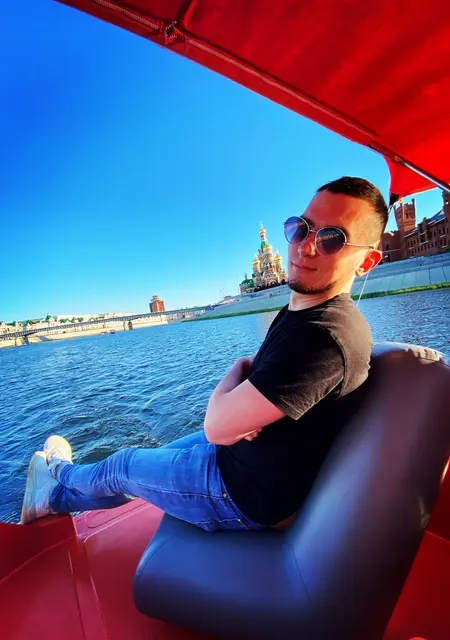 Артем из Кургана, ищу на сайте приятное времяпровождение