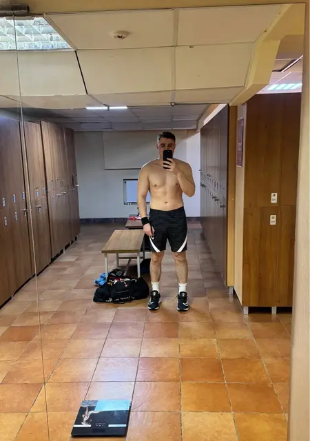 Влад из Рязани, ищу на сайте открытые отношения