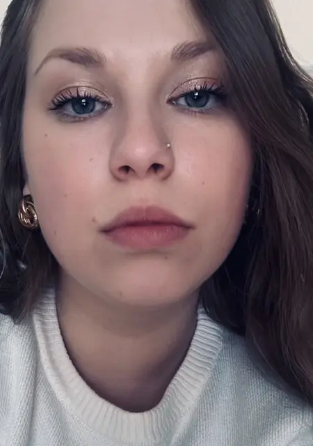 Я Alina, 29, из Казани, ищу знакомство для приятного времяпровождения