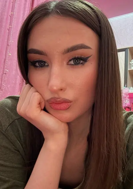 Я Анастасия, 24, знакомлюсь для дружбы в Москве