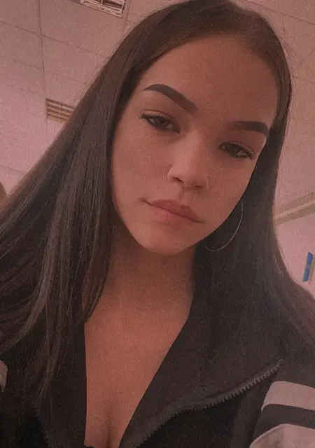 Кристина из Волгограда, ищу на сайте общение