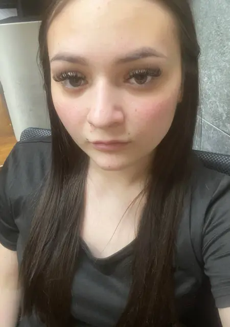 Я Элла, 19, из Перми, ищу знакомство для вирта