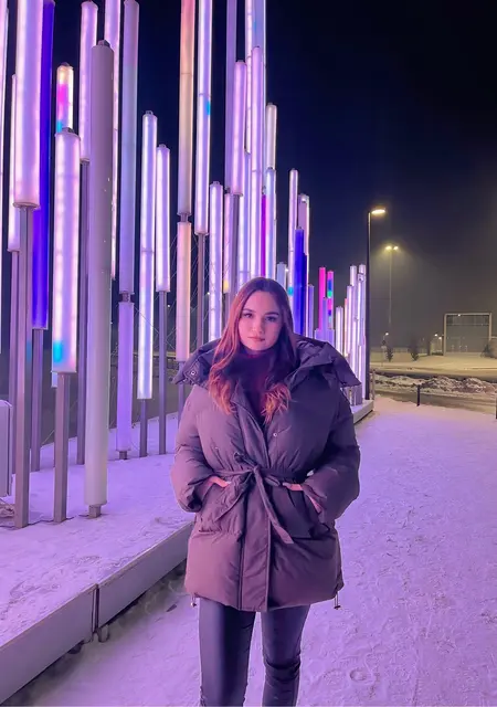 Я Nika, 19, из Новосибирска, ищу знакомство для совместных путешествий