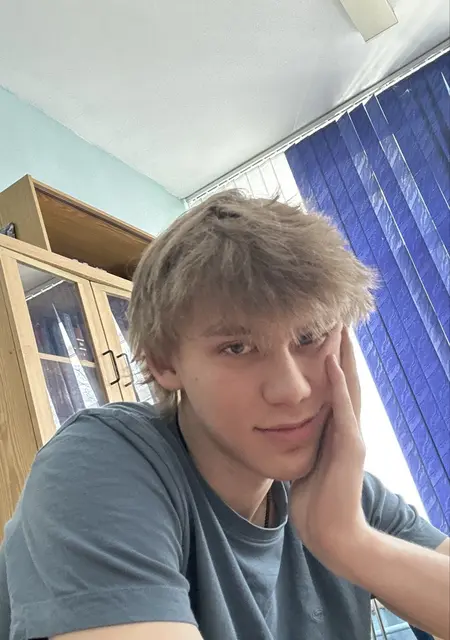 Федор Гагинский из Санкт-Петербурга, мне 27, познакомлюсь для приятного времяпровождения