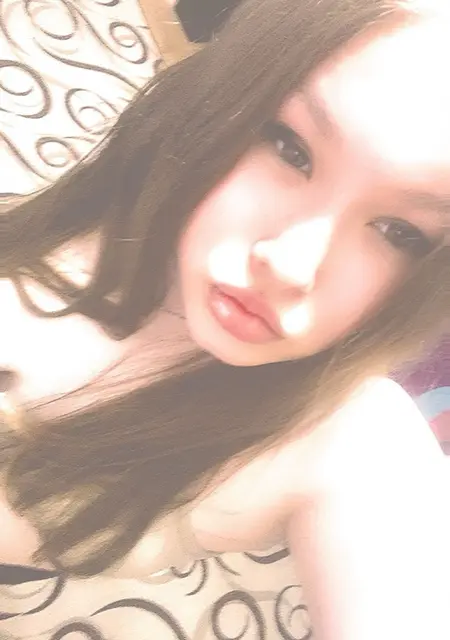 Я Дарья, 21, знакомлюсь для открытые отношения в Волжском