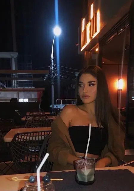 Я Леночка, 27, знакомлюсь для постоянных отношений в Йошкар-Оле