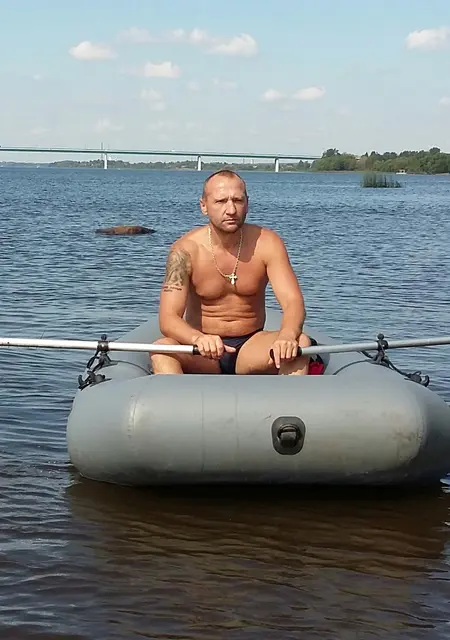 Алекс из Ярославля, ищу на сайте знакомства без обязательств