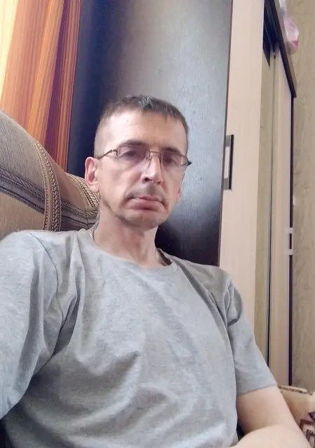 Я Юрий, 43, из Мурманска, ищу знакомства без обязательств