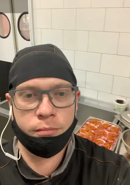 Я Александр, 34, из Тольятти, ищу знакомство для приятного времяпровождения