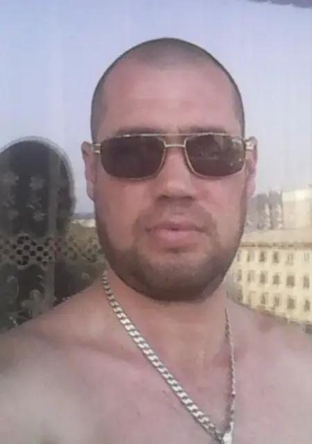 Иван из Улан-Удэ, ищу на сайте постоянные отношения