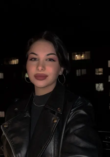 Александра из Арсеньева, ищу на сайте знакомства на одну ночь