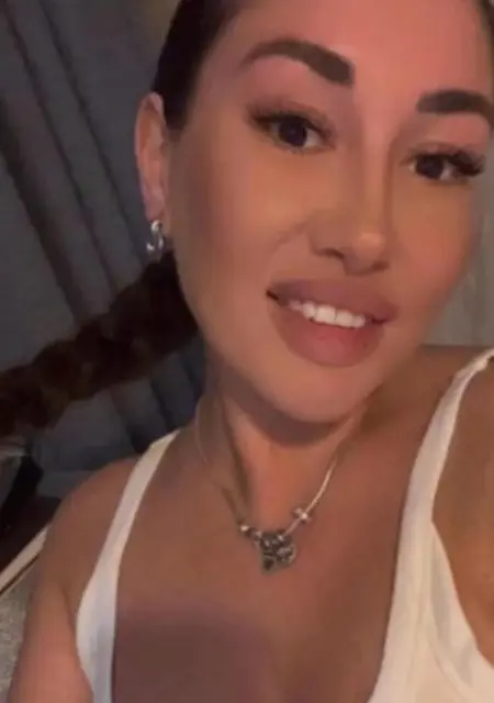 Я Nika, 31, из Уфы, ищу знакомства без обязательств