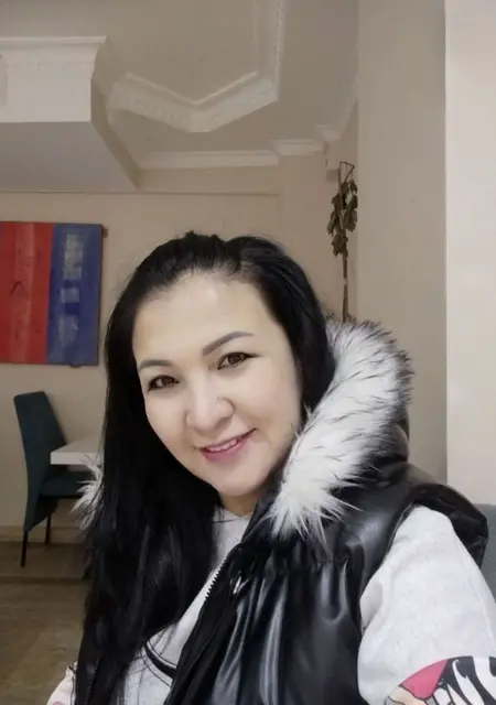 Nadira из Стамбула, мне 38, познакомлюсь