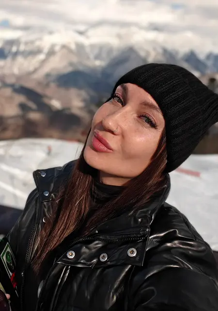 Татьяна из Сочи, ищу на сайте общение