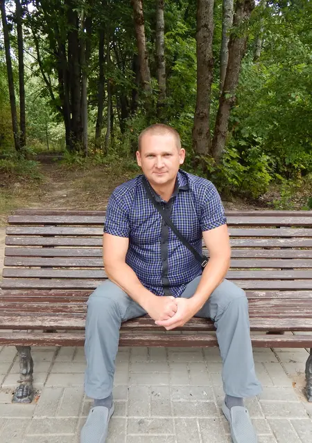 Я Николай, 49, из Смоленска, ищу знакомства без обязательств