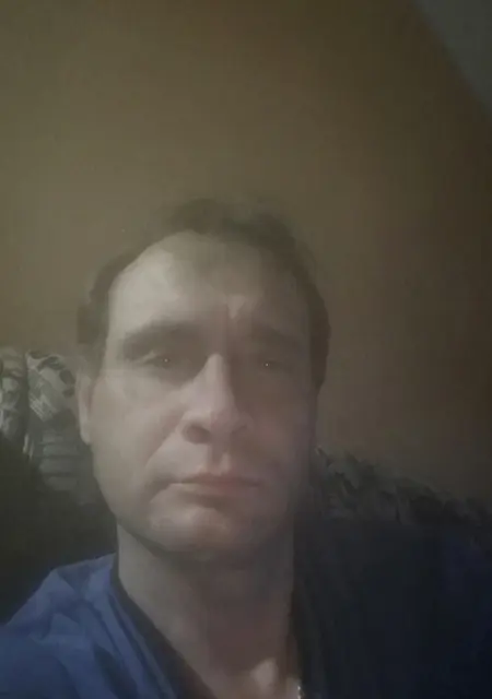 Я Эдуард, 43, знакомлюсь для общения в Красноперекопске