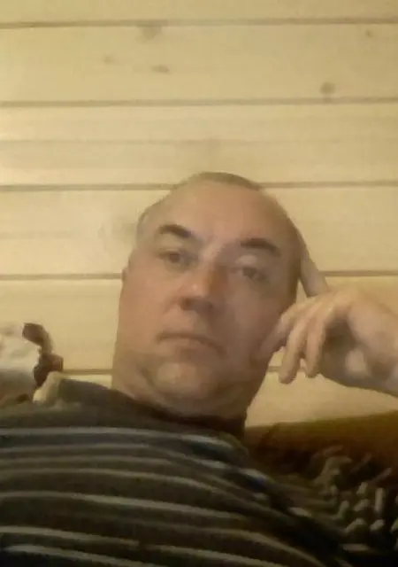 Павел из Звенигорода, ищу на сайте знакомства без обязательств