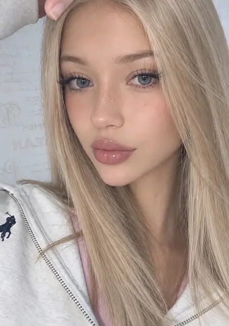 Я Маринахочуроллы, 26, знакомлюсь для вирта в Череповце