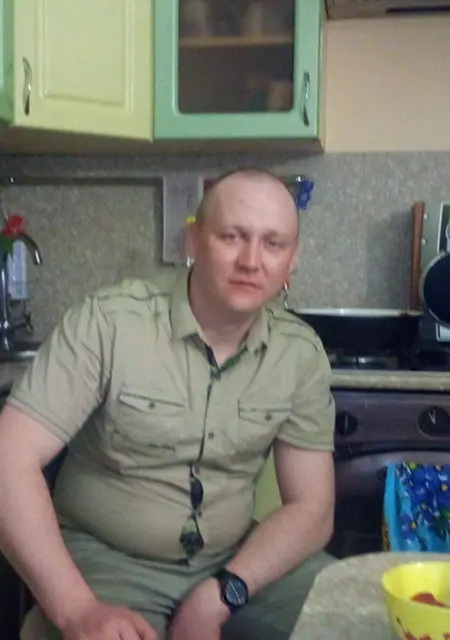 Я Юрий, 40, знакомлюсь на одну ночь в Балахне