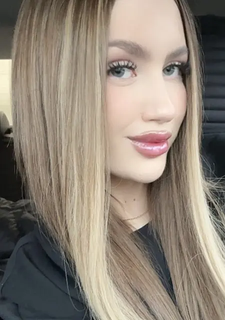 Я Милана, 18, из Москвы, ищу знакомства без обязательств