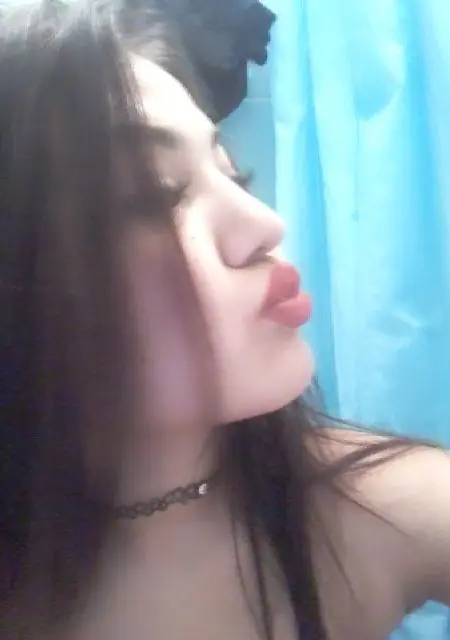Я Диля, 28, знакомлюсь для вирта в Томске