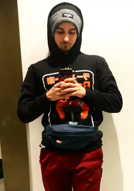 Паша из Орла, ищу на сайте знакомства на одну ночь