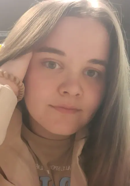 Я Алина, 23, из Перми, ищу знакомство для дружбы
