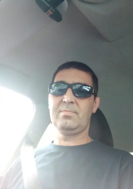 Андрей из Краснотурьинска, мне 44, познакомлюсь для приятного времяпровождения