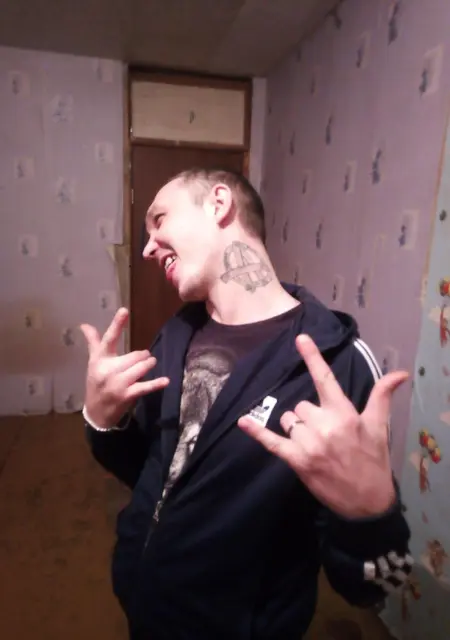 Анархист из Ливен, мне 36, познакомлюсь без обязательств