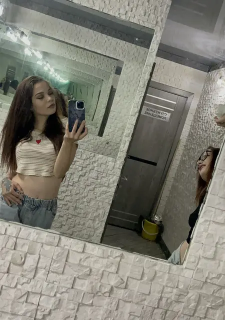 Я Лиза, 23, знакомлюсь для общения в Орле